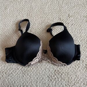 Soma Black and Cream Lace Bra